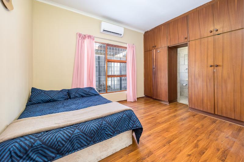 3 Bedroom Property for Sale in Peerless Park North Western Cape
